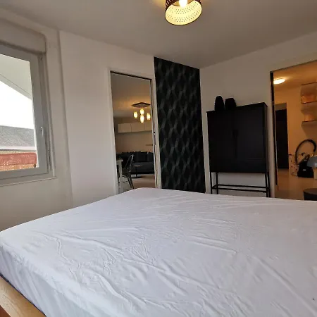 Cote Gare - Gare - Centre-Ville - Parking - Netflix - Wifi - Disney+ - Terrasse Annecy Exterior photo